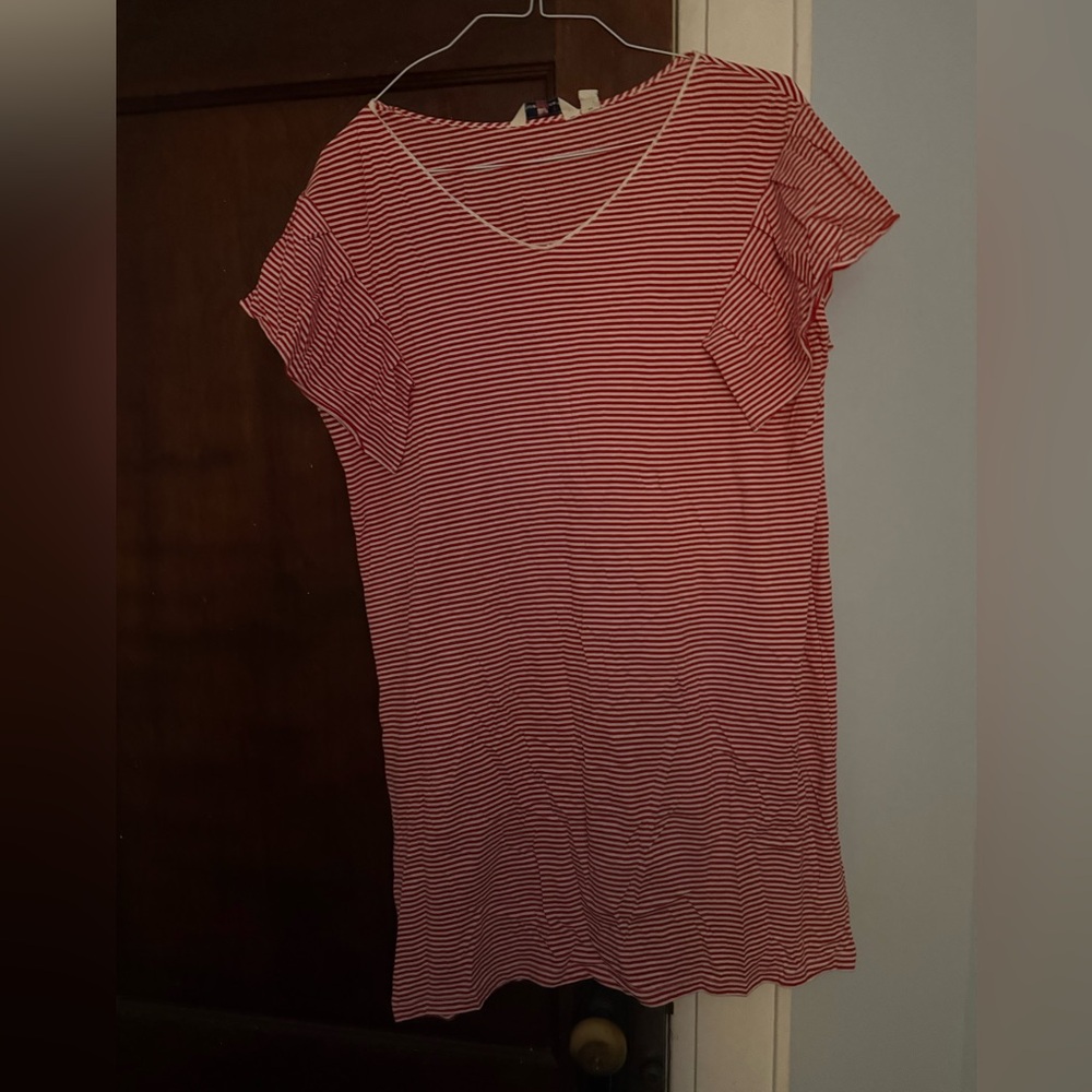 Vineyard Vines Red and White Striped Short Sleeve Tee
